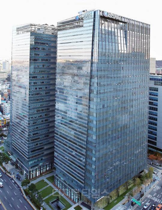 신한카드 을지로 신사옥 전경. 신한카드 제공.