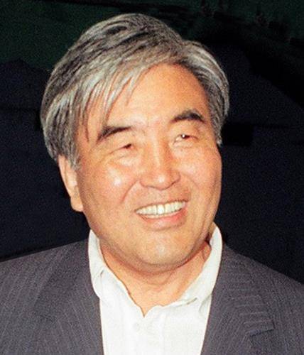 합수부 수사국장으로 10·26 사건 수사를 지휘한 고 이학봉 전 국회의원 (서울=연합뉴스) 이학봉(2014년 사망) 당시 합수부 수사국장은 보안사 재직 시 사령관으로 모셨던 김재규 부장을 면담해 '3단계 혁명계획' 등의 진술을 끌어냈다. (2019.10.25)