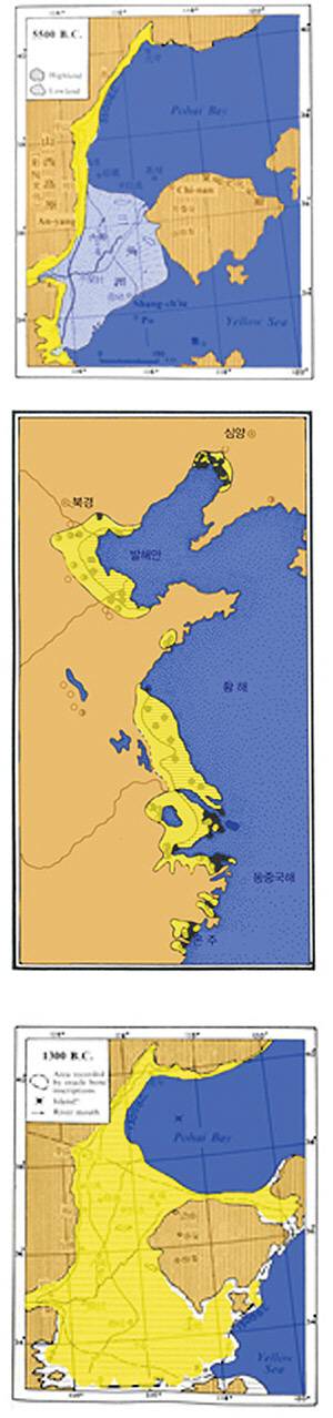<그림 1> 산동반도와 중국 동해안의 지형 변화(기원전(BC) 5500~BC 1300). 황색은 후에 간척지. BC 5500년경 산동반도가 2개의 섬으로 돼 있다가 BC 1300년경 연륙이 끝나 간척지가 만들어지고, 현재(완신세·完新世)의 지형이 됐다.