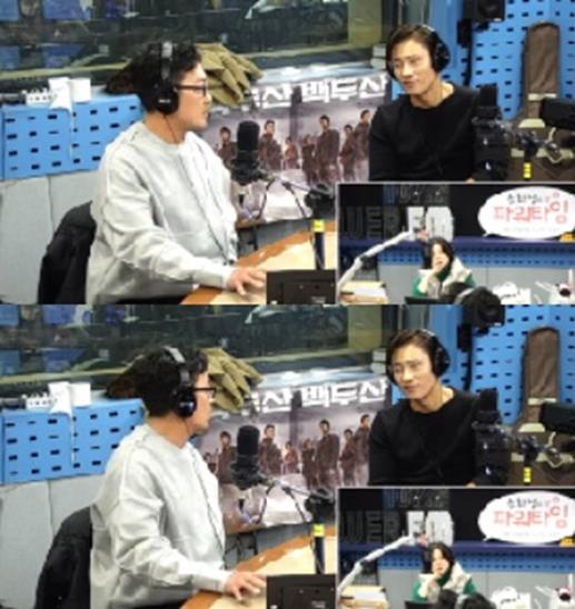 이병헌과 하정우가 SBS 파워FM ‘최화정의 파워타임’에 출연해 입담을 뽐냈다. 방송 캡처