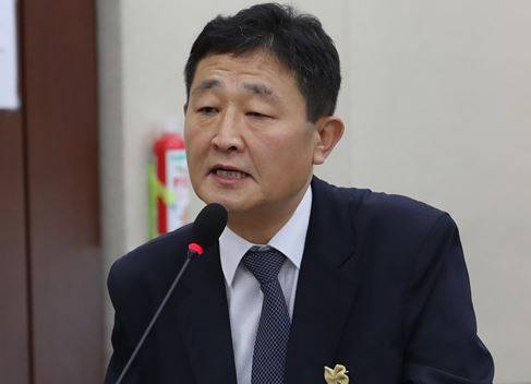 10월 24일 국회 행안위 국정감사에 증인으로 출석한 허인회 전 녹색드림협동조합 이사장. 사진=뉴시스