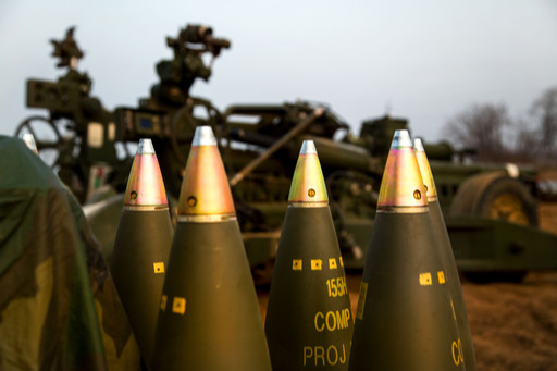155㎜ 포병용 포탄이 발사를 앞두고 한데 놓여있다. 세계일보 자료사진