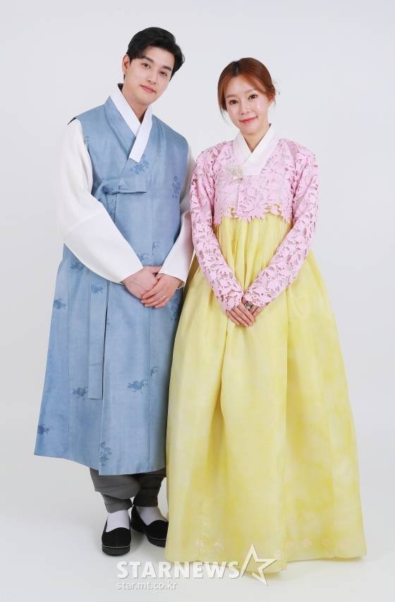 일라이, 지연수 부부./ 사진=이동훈 기자, 한복 협찬=금단제 한복