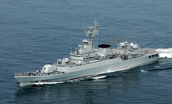 중국은 해군 현대화를 통해 퇴역하는 해군 함정을 서남아시아 국가에 공여하고 있다. [출처 sinodefence.com]