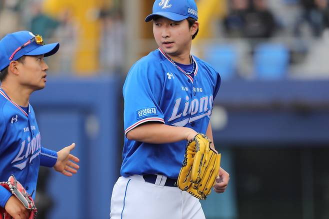 삼성 라이온즈 최채흥이 18일 일본 오키나와 나고구장에서 열린 니혼햄 파이터스와 연습경기에 선발 등판해 3이닝 무실점 호투를 펼쳤다. (삼성 라이온즈 제공) © 뉴스1