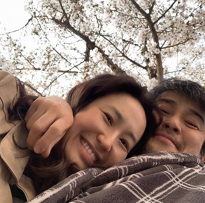 ▲ 강주은 최민수 부부(왼쪽부터). 출처ㅣ강주은 SNS