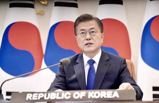 문재인 대통령이 14일 오후 청와대 집무실에서 ''아세안+3 화상정상회의''에 참석해 발언하고 있다. 청와대 제공.