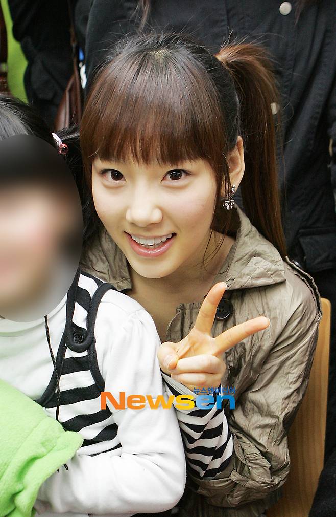 2007년 소녀시대 어린이집 봉사활동
기억하니? 데뷔시절 깜찍한 탱구~