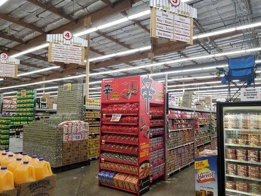 (사진) 미국 코스트코의 신라면 매대. /농심 제공