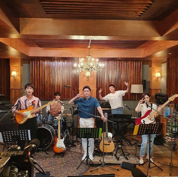 미도와 파라솔 / 사진=슬기로운 의사생활 SNS