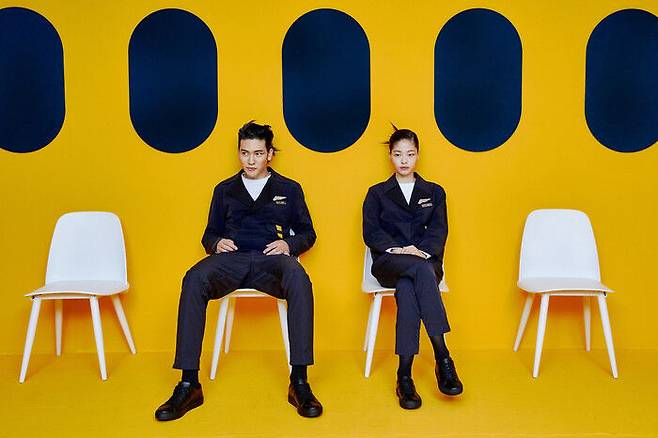 에어로케이 객실 승무원 유니폼. 에어로케이 제공