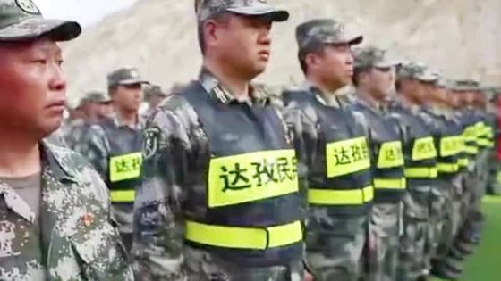 중국 시장군구는 인도와의 국경 충돌에 대비해 지난달 15일 5개의 새로운 민병부대를 건설했다. 이중 쉐아오 고원반격부대는 격투기 선수들로 구성돼 육박전에 특화된 부대다. [중국 바이두 캡처]