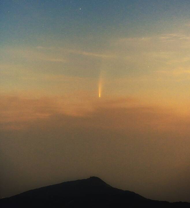 네오와이즈 혜성의 모습. 경남 오도산에서 7월 9일 오전 4시 촬영.(사진=김준오)