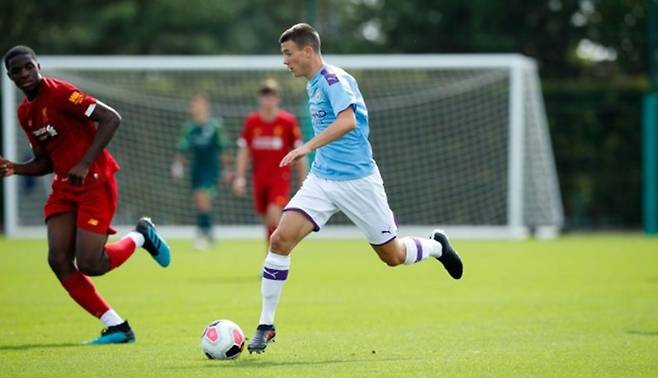 ▲ 찰리 맥닐 ⓒ '메트로' 웹사이트 갈무리