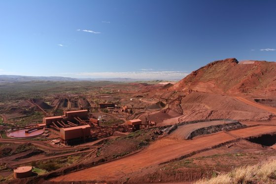 세계적인 철광석 수출국 호주 서부 지역의 한 광산 모습. 중국의 호주 철광석 의존도는 매우 높다. ⓒ셔터스톡