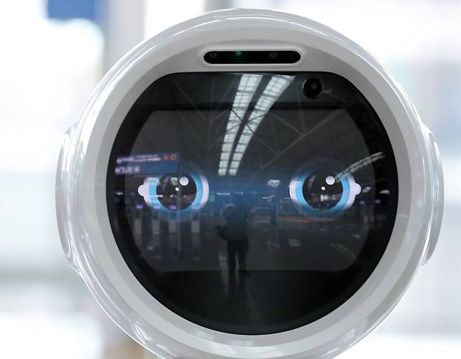 그런 슬픈 표정 하지 말아요. 2020년 인천공항 김도훈 기자