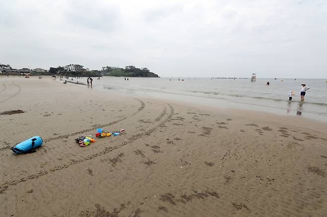 피서객 발길 줄어든 해수욕장. 2020년 전남 영광군 가마미해수욕장 정회성 기자