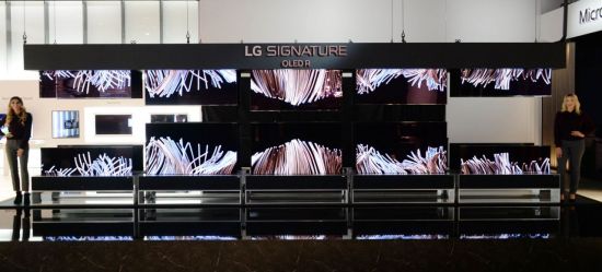 올해 초 미국 가전박람회 CES에서 공개된 LG전자 롤러블 TV
