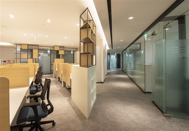 용산 센트럴파크 해링턴스퀘어 공공시설동 4층에 위치한 청년지원센터에는 창업보육공간이 조성돼 있다.