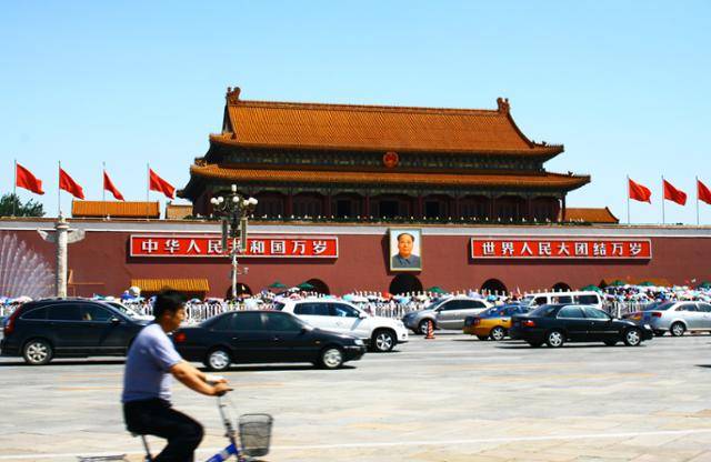 황성의 정문을 명나라는 승천문이라 불렀고 청나라는 천안문이라 고쳐 불렀다. ⓒ최종명