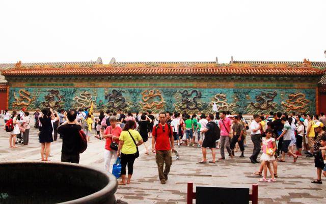 자금성 황극전 앞 가림벽인 구룡벽. ⓒ최종명