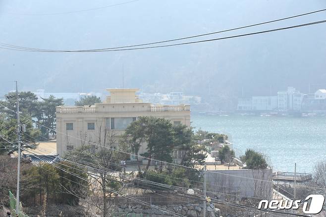 경기 가평 군 소재 신천지 평화의 궁전. /뉴스1 DB © News1