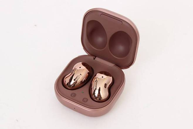 삼성 갤럭시 버즈 라이브