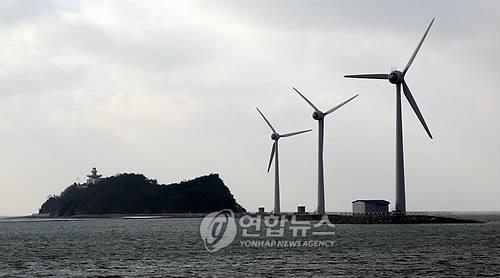 안산 누에섬 해상풍력발전기 [연합뉴스 자료사진]
