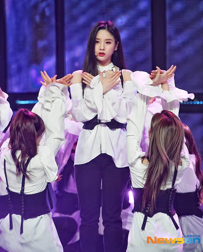 노래, 춤, 비주얼 다 잘하는