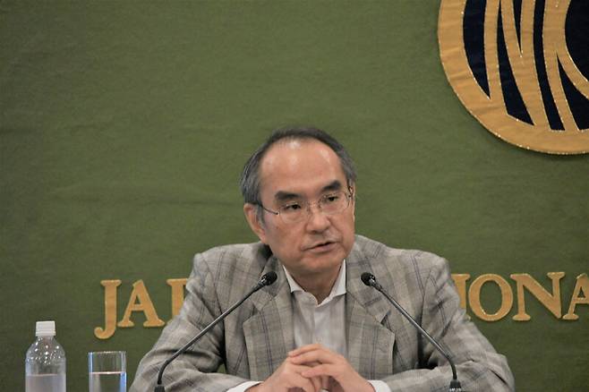 일본 국제법 전문가인 아베 고키(62) 메이지가쿠인대학 교수(국제학). 아베 고키 사진제공.