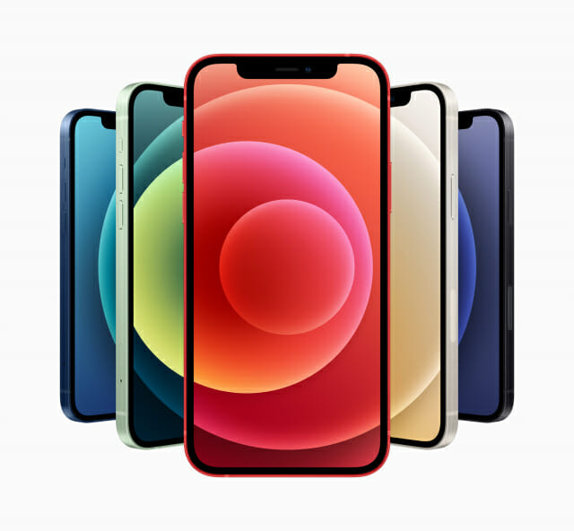삼성디스플레이의 플렉시블 유기발광다이오드 패널을 적용한 애플의 '아이폰12 시리즈'. (사진=애플)