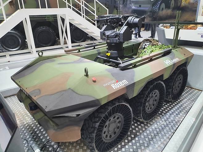 Hyundai Rotem’s multipurpose unmanned ground vehicle HR-Sherpa (Kim Byung-wook/The Korea Herald)