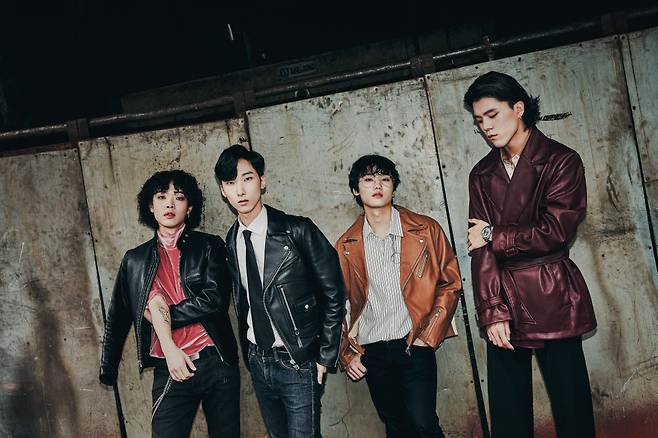 최근 새 앨범 LAME을 발표한 인디록밴드 셔츠보이프랭크와 인터뷰를 가졌다. (왼쪽부터) 안덕근, 최하림, 안승민, 김태준.(사진=BESPOK 제공)