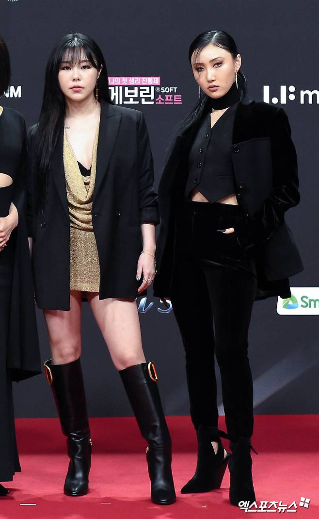  Mamamu, a group attending the Mnet Asian MUSIC AWARDS (Mnet Asian Music Awards) 2020, conducted on the afternoon of June 6 with card not present transactions, is stepping on the red carpet.