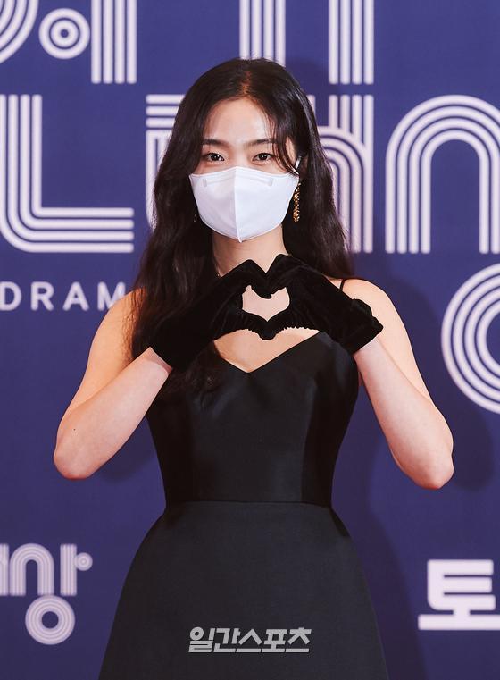 Actor Kim Hye-joon poses at the photo wall event of the 2020 MBC Acting Awards ceremony held at Sangam MBC in Mapo-gu, Seoul on the afternoon of the 30th.
