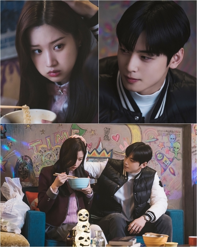 Goddess Gangrim Cha Eun-woo was spotted stroking Moon Ga-youngs headTVNs tree drama Goddess Kangrim (directed by Kim Sang-hyeop/playwright Ishieun/planned tvN, Studio Dragon/production main factory, Studio N) released the SteelSeries of Moon Ga-young (played by Lim Ju-kyung) and Cha Eun-woo (played by Lee Suho) with romance in the run-up to the 7th episode on January 6th. ...Inside the released SteelSeries, there are two shots of Moon Ga-young and Cha Eun-woo facing the prince comic book, which is an azit in the play.Cha Eun-woo lets heart go wild with a sweet touch that strokes Moon Ga-youngs head.The smile and syrup of Cha Eun-woo, which is softer than ever, makes the girl melt.Especially in the eyes of Cha Eun-woo, deep affection for Moon Ga-young seems to be pouring out, adding to the excitement.Moon Ga-young is eye-catching with his eyes, and two shots of two people, who are more fond of the space they know, automatically weather the love cells.On the other hand, in the last broadcast, Suho answered Thats Right to Lim Joo-young (Kim Min-ki), who asked if he liked Ju-kyung, and expressed his heart toward Ju-kyung and raised his heart rate sharply.Suho then comforted Ju-kyung, who was bullied, in his arms, and kept his eyes from taking off his fists in an outspoken manner to save Ju-kyung, who was taken by Lee Sung-yong (Shin Jae-hui), despite his body.So, how the relationship between the two will change is the situation that attention is focused on the future development.Among them, Suhos affectionate skinship toward Ju-kyung is captured, and interest in the broadcast of Goddess Kangrim today (6th) is further heightened.