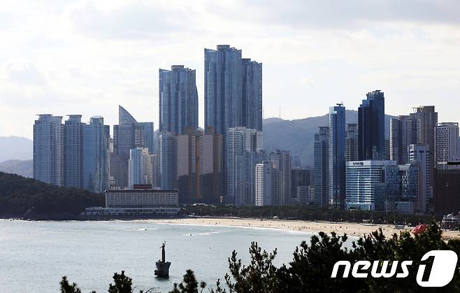 부산 해운대구 마린시티 일대 아파트 전경 /뉴스1 © News1 여주연 기자