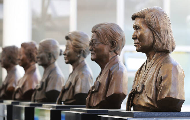 The busts of former comfort women displayed at the House of Sharing in Gwangju, Gyeonggi Province, on Jan. 8. (Yonhap News)