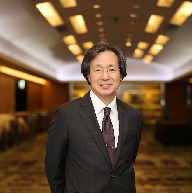 Former head of Korea Centers for Disease Control and Prevention and respiratory disease specialist Dr. Jung Ki-suck