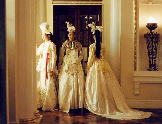 한복의 품격을 보여준 ‘코리아 인 패션’