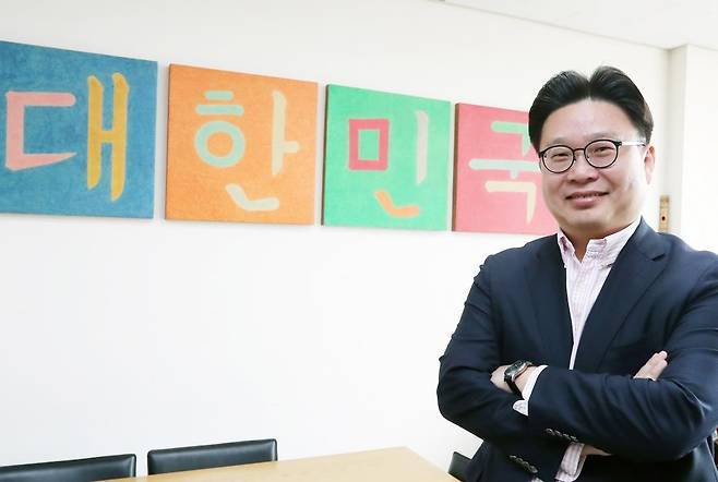 '한국 홍보 전문가'로 불리는 서경덕 교수 [본인 제공]
