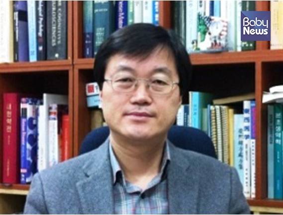 경희대학교 한약학과 류종훈 교수. ⓒ경희대학교