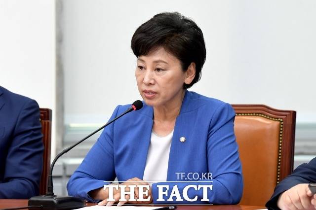 서울남부지검이 고 박원순 전 서울시장 성추행 혐의 피소사실 유출 의혹과 관련해 남인순 더불어민주당 의원과 김영순 한국여성단체연합 상임대표를 수사한다./이선화 기자