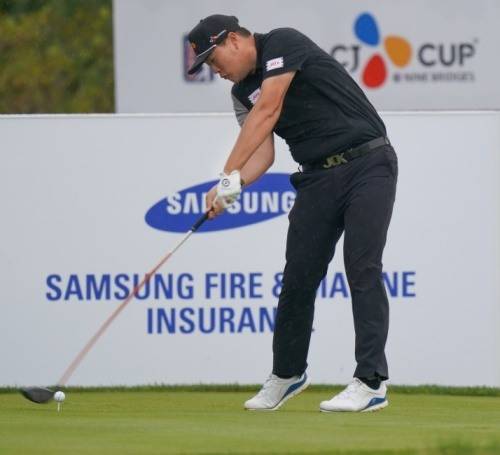 임성재의 드라이버 샷 임팩트.