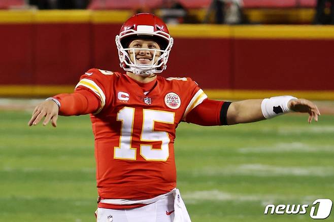 캔자스시티 치프스의 쿼터백 마홈스 © AFP=뉴스1