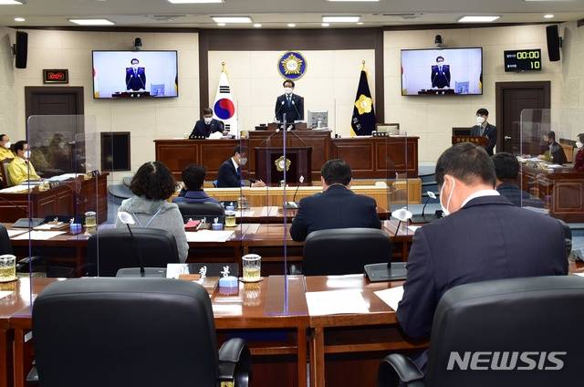 창녕군의회, 올해 첫 임시회 개회.