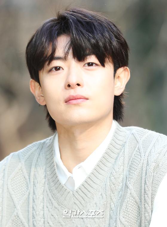 Actor Jeong won-chang has an interview photo time event with the interview held at Sangam-dong JTBC Building in Seoul Mapo District on the 8th.Jeong won-chang made a strong impression on OCN Drama Won-Word Shin Hyuk-woo, which last month.2021.02.08