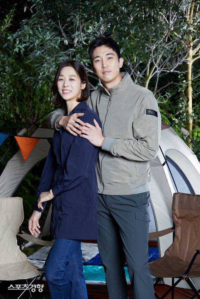 Jang Shin-young - Kang Kyung-joon Couple is unveiling Outdoor Research accompanying phototorial and is stealing attention.Jang Shin-young and Kang Kyung-joon were selected as models of Outdoor Research brands, and recently they filmed advertising portraits, said CasetaEntertainment, a subsidiary of Jang Shin-young & Kang Kyung-joon.The two people envy with perfect visuals, and they made the hearts of the viewer warm with a smile that seemed happy just by being together.Jang Shin-young & Kang Kyung-joon, who has emerged as the representative of the favorable couple through the entertainment program Dongsangmong 2 - You Are My Destiny, is receiving support from many people with their sincere thoughts on each other.Her husband Kang Kyung-joon has also shown a genuine charm of being close to his teenage son, friends, and brother through the basketball entertainment Handsome Tigers, which has raised his liking.As both are deadly couples with model-class physicals representing the entertainment industry, there are many requests from advertisers who want to select Couple as a companion model, said CasetaEntertainment, a subsidiary of Jang Shin-young & Kang Kyung-joon Couple.CasetaEntertainment is a comprehensive entertainment company with solid acting actors. It will expand its field not only to management but also to production and character business.