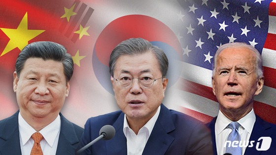 (왼쪽부터) 시진핑 중국 국가주석, 문재인 대통령, 조 바이든 미국 대통령.© News1 이은현 디자이너