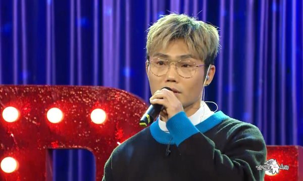 MBC Radio Star (planned by Kang Young-sun / directed by Kang Sung-ah), a high-quality talk show scheduled to air on the 17th, is featured in a special feature of Wonderful Visit with four people, Kim Beom-Su, Kang Daniel, Yang Chi-seung and Park Young-jin, who show off their phenomenal presence in each field.Kim Beom-Su likens the vitality of one of her best hits, I Want to See, to This.It is a long-loved long-time long-time song that has been released 19 years after it was released.Many people have been attracting attention for covering I Want to See. Singer Greg, a U.S. native, is a representative.Greg received explosive attention by singing I want to see soothingly, and those who sing I want to see according to Gregs version appeared and became meme and images that are popular on the Internet.As a result, Kim Beom-Su and Greg appeared in the video, I want to see Kim Beom-Su and Gregs I want to see stage.Kim Beom-Su and Gregs I Want to See first Duets stage, which can only be seen in Good Restaurant Radio Star, will be held.Kim Beom-Su said, I invited someone because I wanted to decorate the stage specially. After that, Greg appeared with his unique Soul method and completed the first Duets stage of the two I want to see craftsmen.Kim Beom-Su and Greg will present their ear-horizon time with a soul-filled chord.Greg also calls Young-taks Why You Come Out Of There as an R&B version, which causes curiosity because he foresaw the birth of a pandemic cover song that connects the Greg version.Kim Beom-Su is communicating with fans through YouTube channel The World of Categories, especially the Imnabaki Cover Series.Im Na-baki is an expression created by Kim Beom-Su on behalf of Kim Na-baki, who refers to himself, Na-al, Park Hyo-shin and four of the top four vocalists in Korea.Kim Beom-Su reveals why he made the series Imna Bak saying Kim Na Bak is an embarrassing word.When asked about the song that is hard to sing during the Imnabak cover series, he said, If a song is difficult, there can be a war.Kim Beom-Su, also known as Visual Singer, said, I was self-indulgent.I broadcast it in two weeks because I think the double eyelid surgery is good, he said. I will release the episode at the time of his narcissism and rob him of his attention.Kim Beom-Su and Gregs first Duets stage can be seen on Radio Star, which airs today (17th) at 10:20 pm on Wednesday night.MBC Radio Star